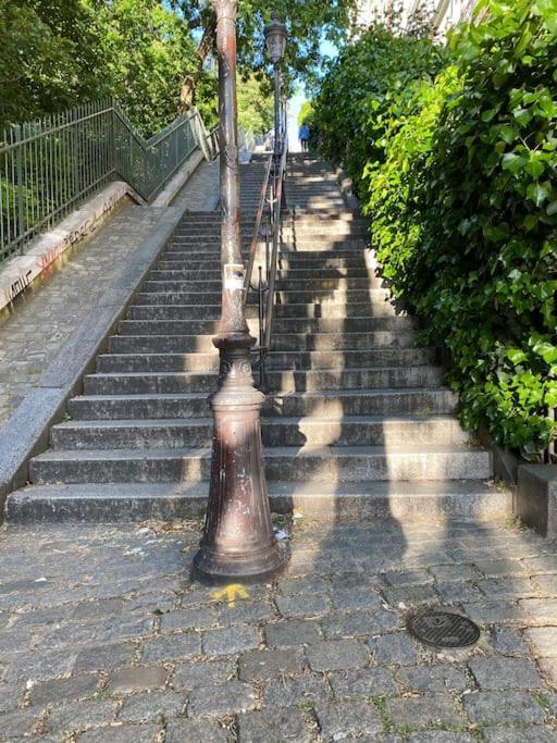 Montmartre Joli 2 Pieces Au Pied Du Sacre Coeur Apartment Париж Екстериор снимка
